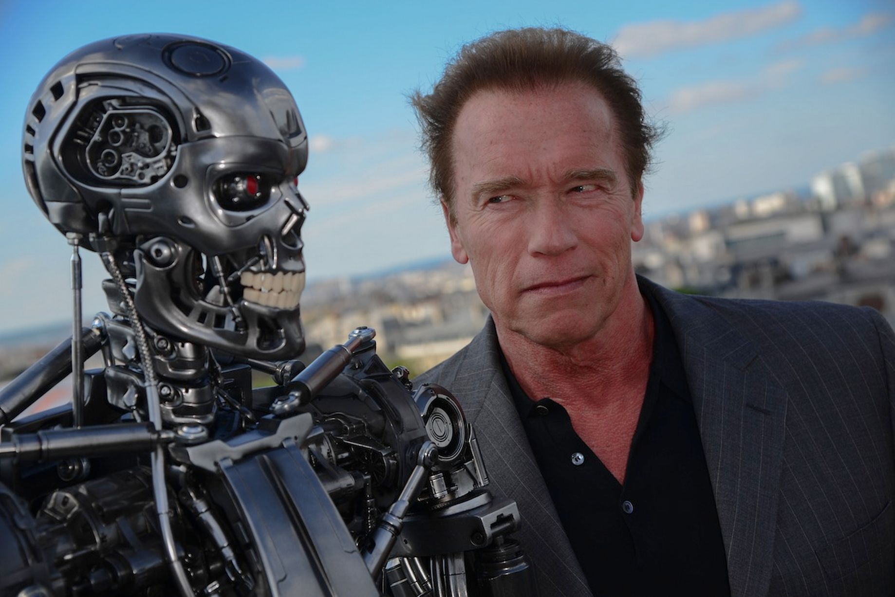 PAY-Arnold-Schwarzenegger